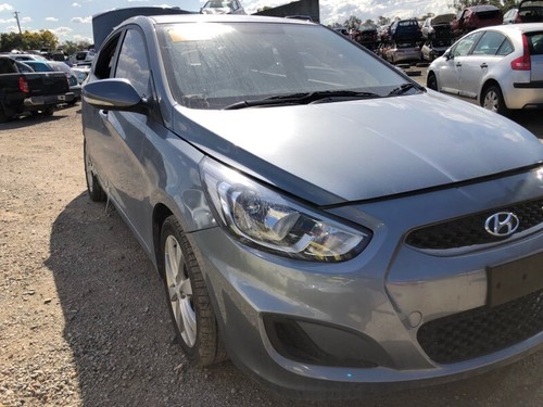 HYUNDAI ACCENT 2011-2019 RIGHT DOOR MIRROR Sedan Grey - Picture 5 of 8