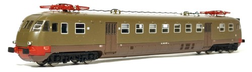 ViTrains 3411 Ale 840 067 Kastanie/Isabella, Scheiben Klein, Nicht Motorisiert | Zustand: Neu