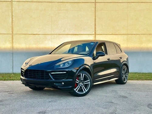 2014 Cayenne GTS Image 1 of 4