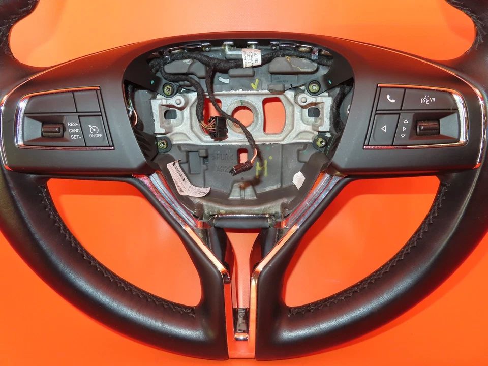 Volante Maserati Quattroporte 2014 2015 2016 670015373 negro OEM Foto 4 de 4