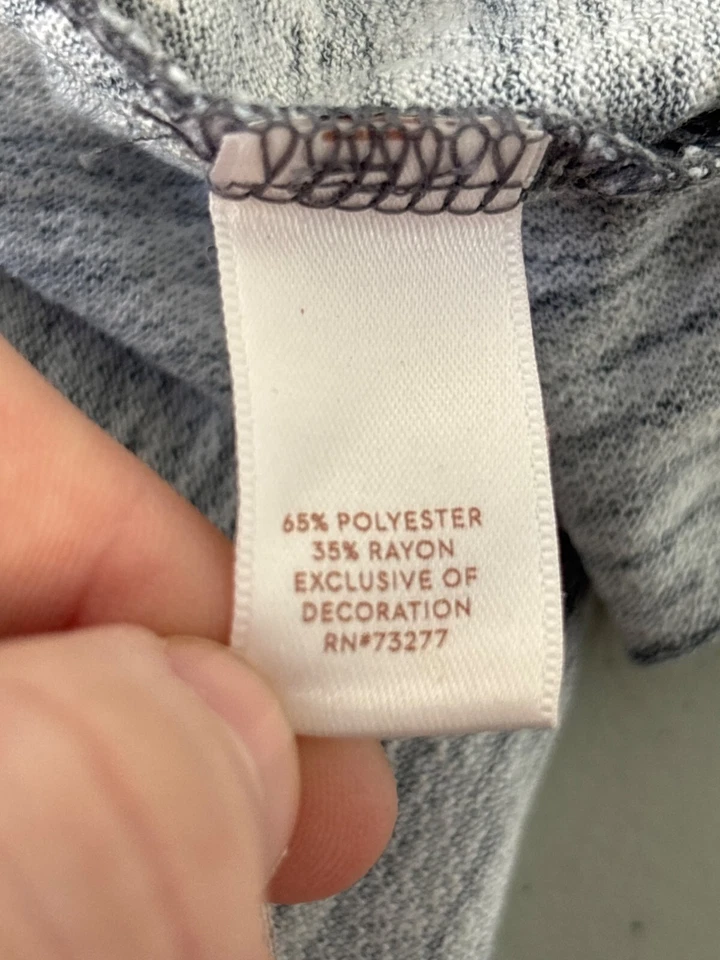 Camiseta sin mangas floral con ribete de encaje Lauren Conrad para mujer grande ojo de cerradura trasero gris Foto 4 de 4