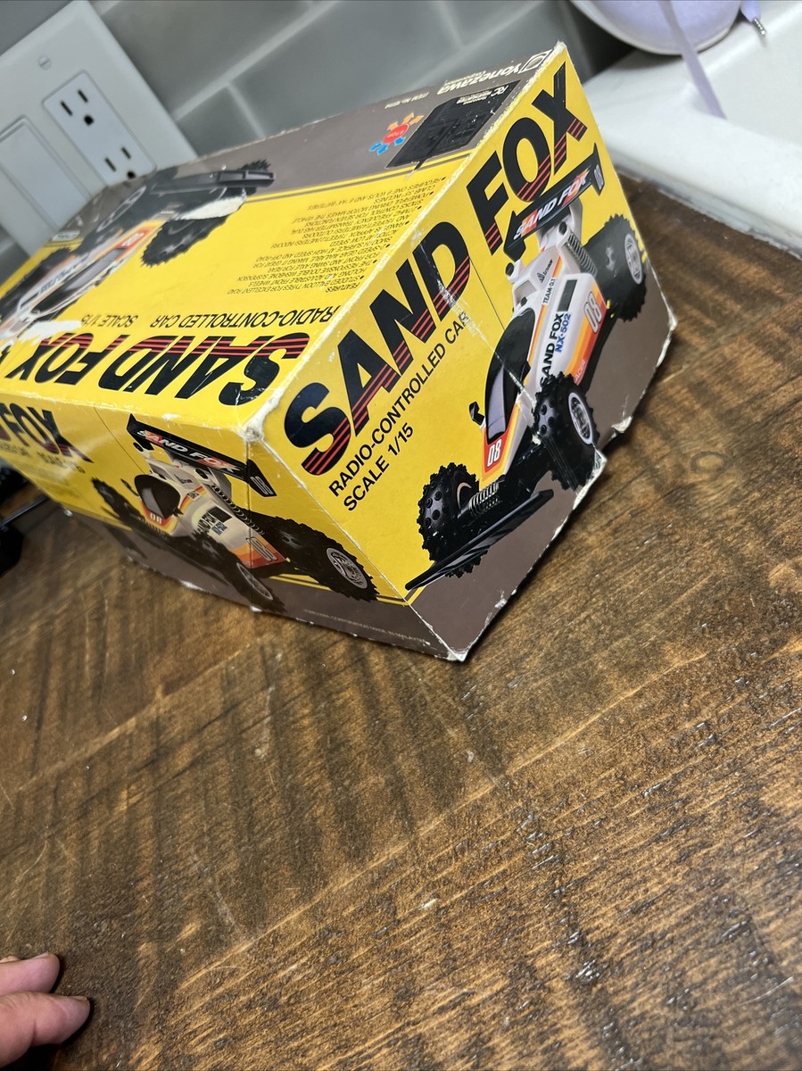 Vintage 80's Yonezawa sand Fox 1/15 RC Buggy Radio