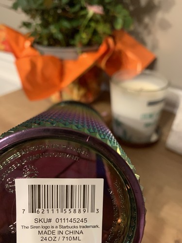 NWT Starbucks Bling Oil Slick Stud 24oz Venti Tumbler 2023 Cold Cup Iridescent - Imagen 6 de 7