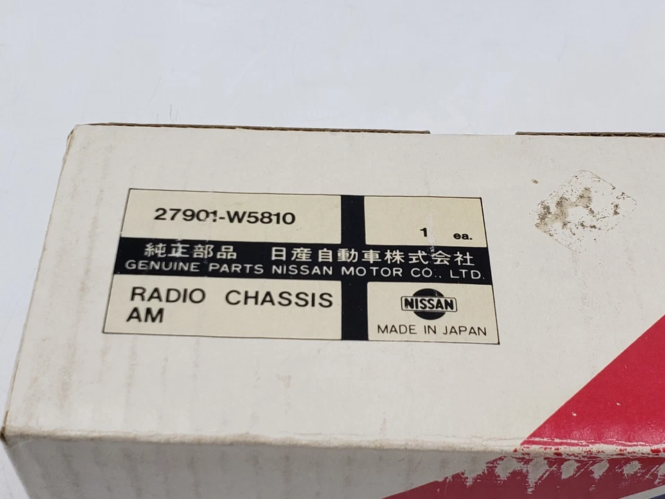 Radio chasis Datsun 79-82 Hitachi AM 310/510 Nissan 27901-W5810 NUEVO Foto 4 de 4