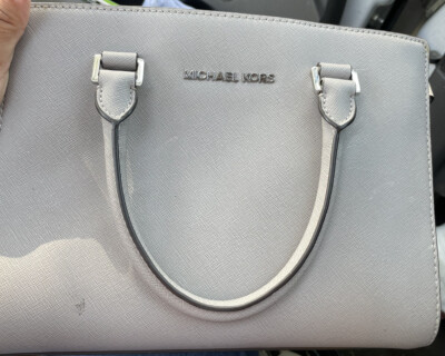 purses and handbags used Michael Kors