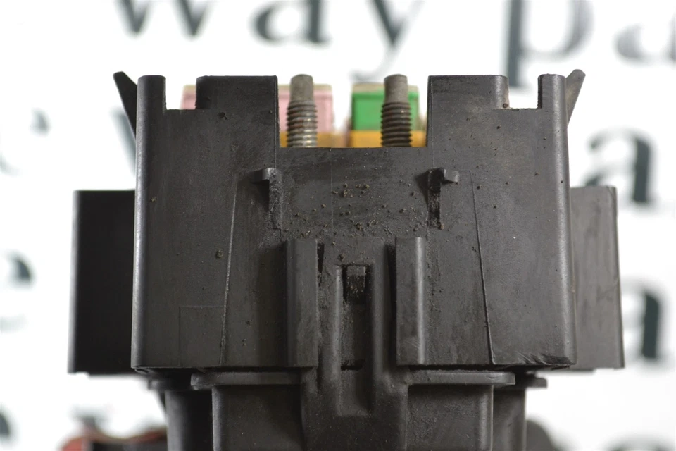 56050736AD JEEP Commander 2006 compartimento del motor caja de fusibles unidad de relé 2F6 623 B8 Foto 4 de 4