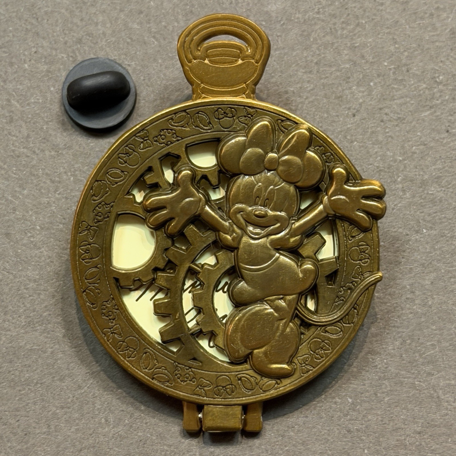 Disney BoxLunch Exclusive Mickey & Friends Pocket Watch Minnie Mouse Hinged Pin