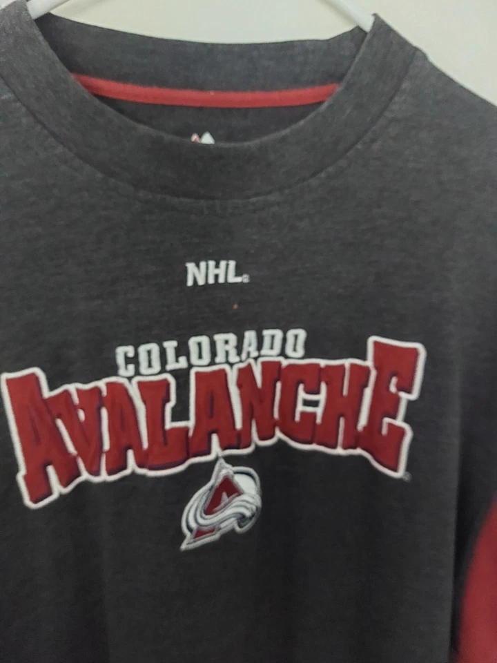 Colorado Avalanche Long Sleeved Gray Maroon & White Majestic Pullover (Sz-XL) - Image 3 of 4