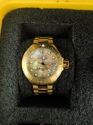 Invicta Grand Diver Model 40151 W Abalone Dial/Diamonds On Markers. New W Box