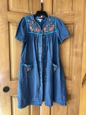 Go Softly Womens Small Pocketed Patio Dress Denim Blue Color And Floral Design
