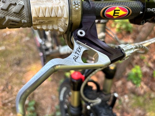 2003 Moots Rigormootis 17" Manitou Black / Mavic Crossmax MK1 / Race Face, MORE - Picture 3 of 24