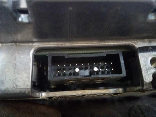 8200154477 Bildschirm Multifunktion für RENAULT Espace IV (Jk0) 2004 678208 - Bild 3 von 10