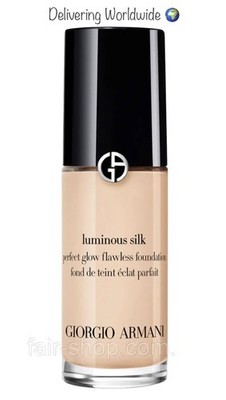 GIORGIO ARMANI Luminous Silk Foundation Farbton 1,5 versiegelte Box Reisegröße 18 ml