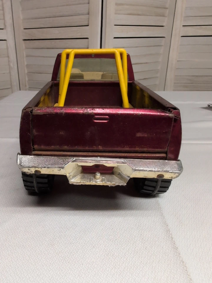 Antigo 1980 NYLINT AÇO PRENSADO RHINO II CAMINHÃO 4X4 CHEVY PICK UP TRUCK VERMELHO - Imagem 4 de 4