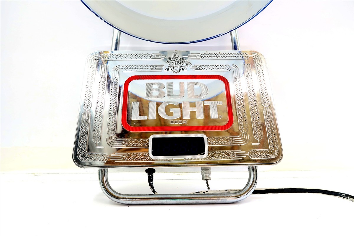 Vintage BUDWEISER BUD LIGHT Wall Light with LED Clock from 1985
