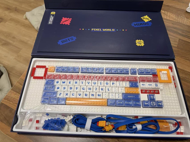 MeiGeek Pixel Mechanical Keyboard QWERTY English Multicolour