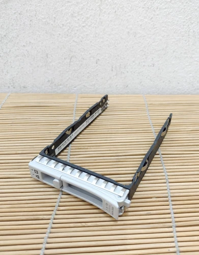 Cisco 74-113290-01 Hard Drive Tray UCS C220 C240 C480 ML C4200 M5 SAS SATA 2.5"
