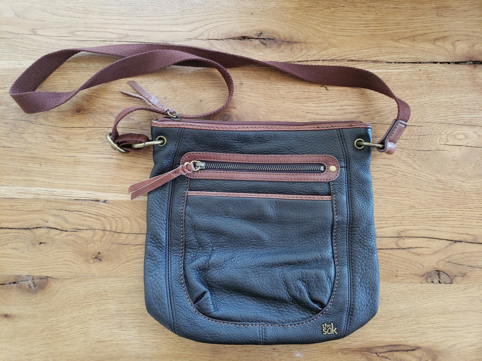 THE SAK Iris BROWN Leather Shoulder Crossbody Bag zip Gem