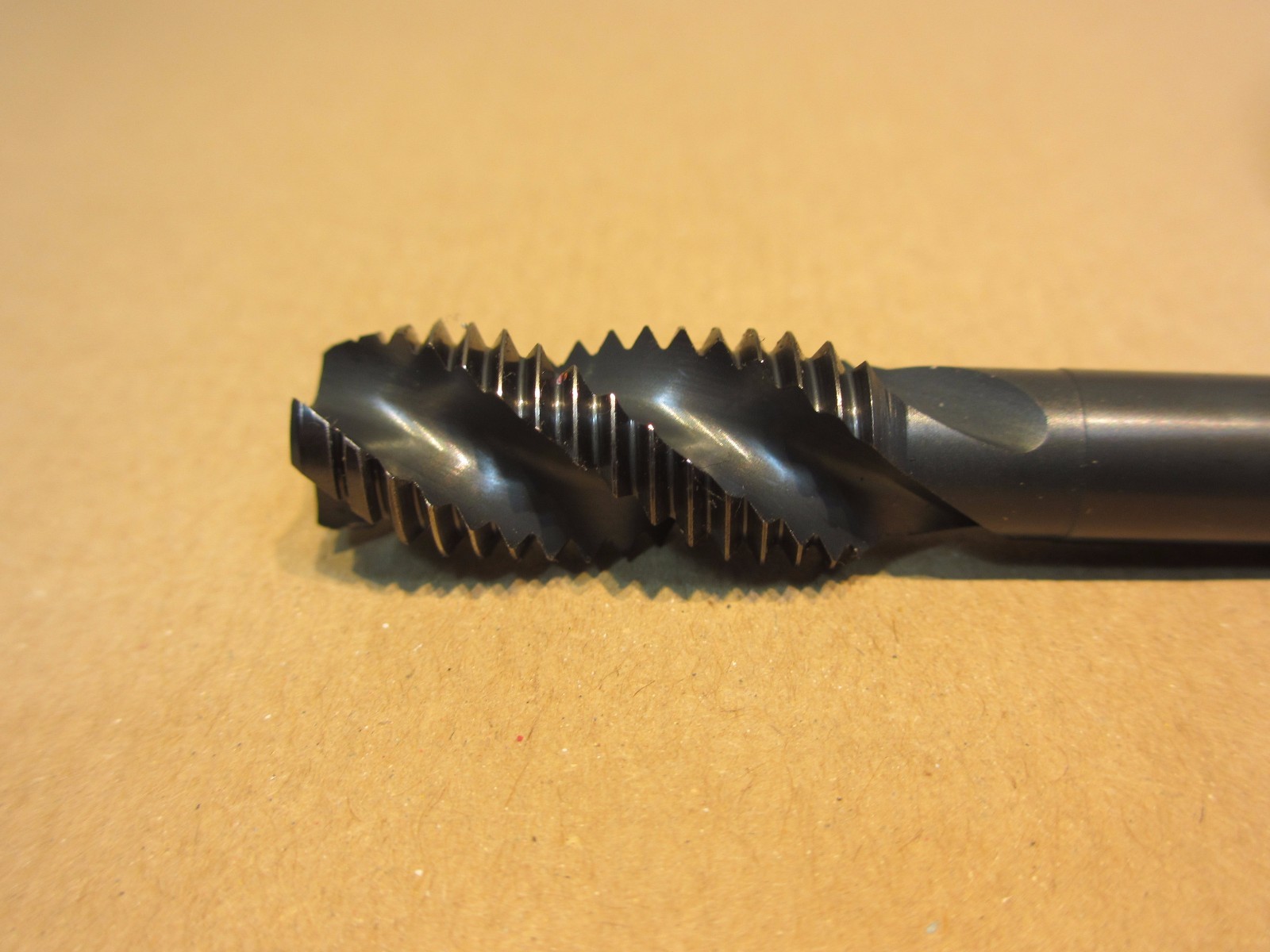 OSG HSSE M12 x 1.75 SPIRAL FLUTE TAP VGC eBay
