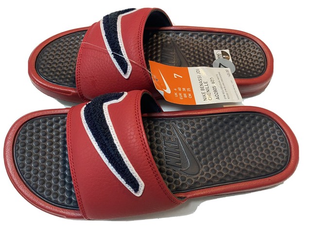 Nike Benassi JDI Chenille Slide Sandal 
