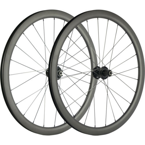 Set ruote freno a disco 700C 38 mm anteriori + posteriori in carbonio bici da strada asse QR/THRU - Foto 1 di 23