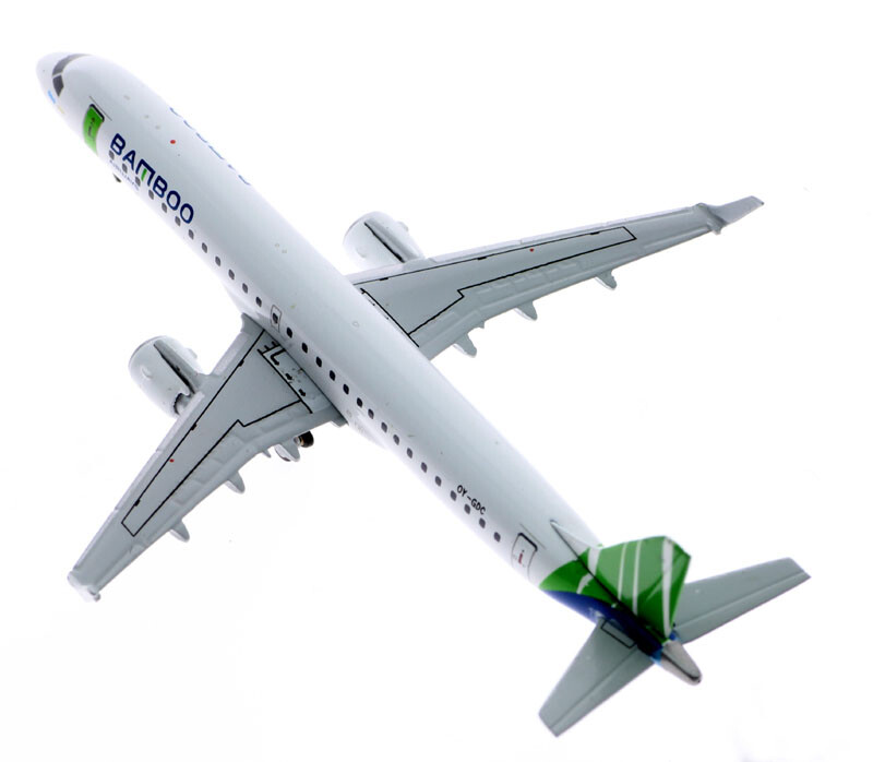 1/200 E190-200LR バンブー・エアウェイズ OY-GDC Bamboo Airways Embraer 190-200LR OY-GDB 