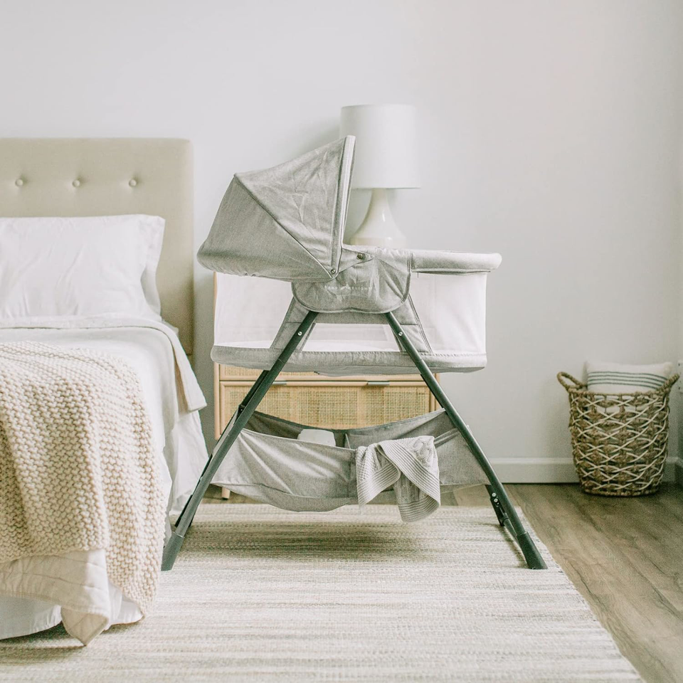 Baby Delight Beside Me Doze Deluxe Baby Bedside Sleeper