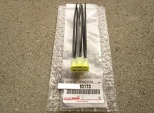 FITS: 01 - 04 TOYOTA TACOMA REAR TAIL LIGHT PIGTAIL CONNECTOR OEM BRAND NEW