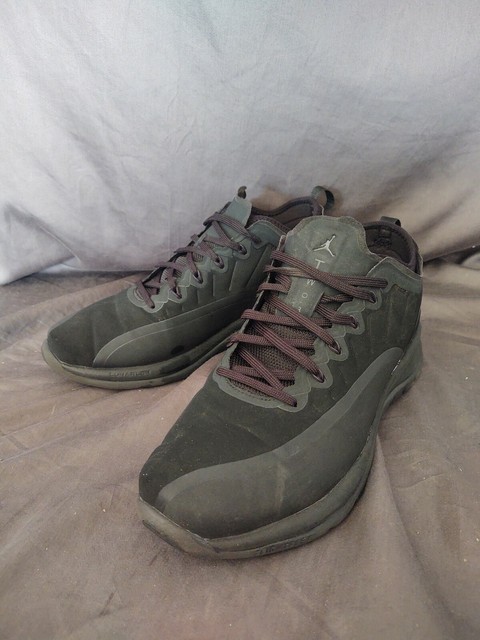 jordan trainer prime triple black