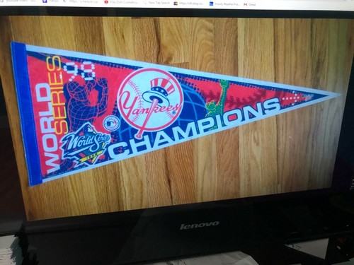 "YANKEES-WORLD SERIES CHAMPIONS" NEW YORK Pennant by WINCRAFT1998 Made in USA.