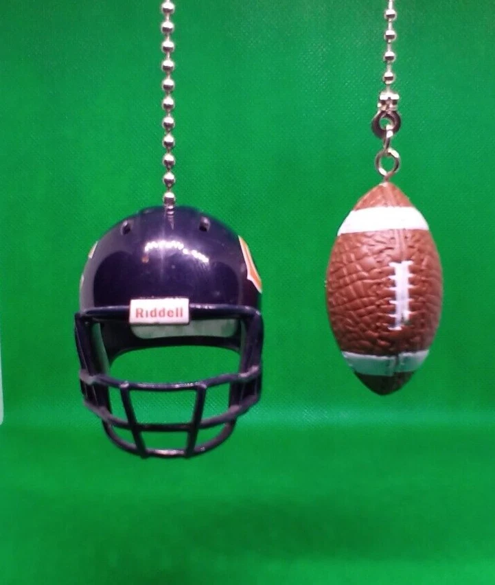 CHICAGO BEARS HELMET AND FOOTBALL CEILING FAN PULL CHAIN SET - Image 3 of 4