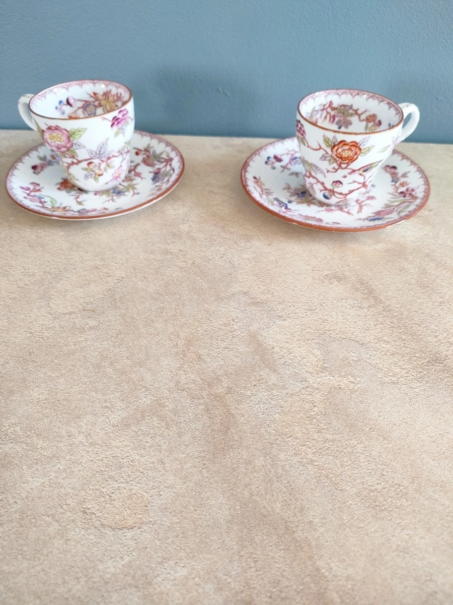 ANCIENNE TASSE MINIATURE en faience Royal Crown Derby ?? EUR 20,00 - FR