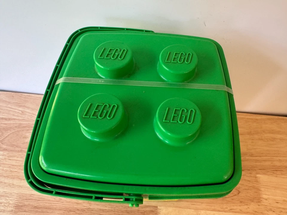 Vintage 1999 Lego Duplo Set 3036 Building Blocks Green Storage Case BRAND NEW - Image 4 of 4