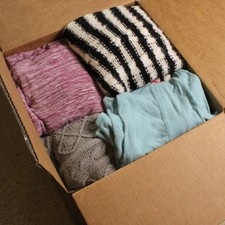 33 Pc Women  s Long Sleeve  3/4 Sleeve Tops Mixed Clothing Reseller Lot