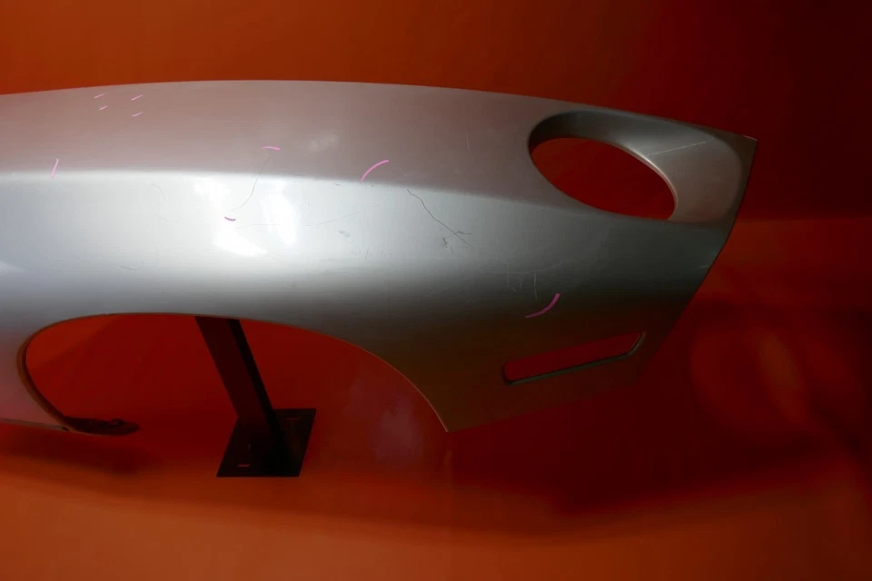 GUARDABARROS PASAJERO DERECHO PORSCHE 928 1987 1988 1989 1990 1991 1992 1993 1994 1995 Foto 2 de 4