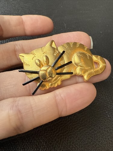 Broche JJ Cat Pin latón bigotes negros - Imagen 1 de 7