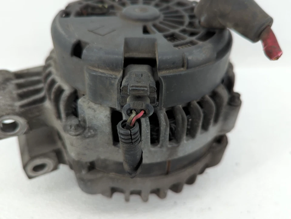 2007 Isuzu Ascender Alternador Gerador Conjunto de Carregamento Motor Fabricante de Equipamento Original BZZ3F - Imagem 2 de 4