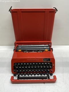 Vintage Olivetti Valentine Red Portable Manual Typewriter w/ Case Sottsass