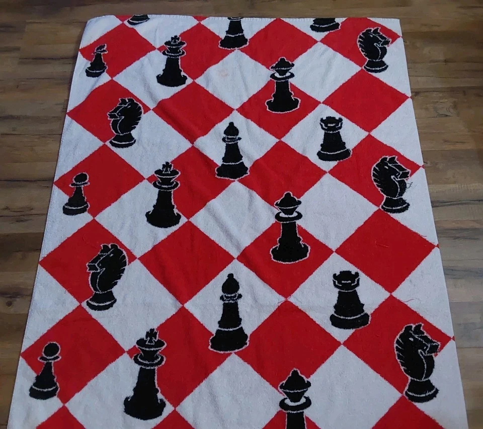 Toalla de playa de baño Wamsutta vintage tela de rizo rojo negro piezas de ajedrez 36x66 Foto 3 de 4