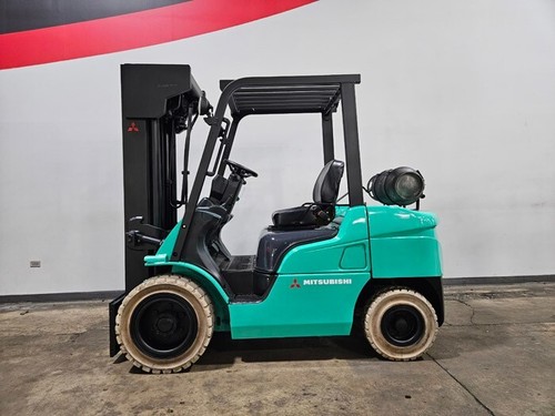 2012 MITSUBISHI FG30N 6,000 LB PNEUAMTIC LPG FORKLIFT STK 13503
