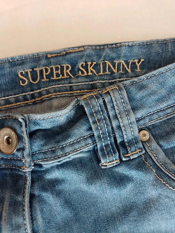 Ladies Jeans Cherokee Size 14 Super Skinny Blue 18444 - Image 3 of 4