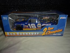 Action RACING Ron Hornaday 16 2 Time Champion 1996 and 1998 1:24 and 1:64 Truck