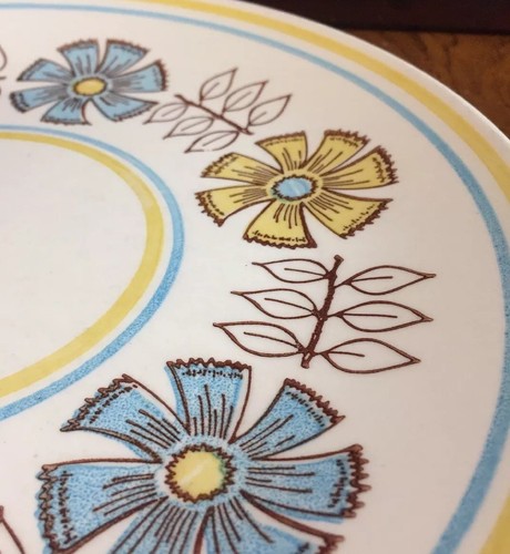 Taylor Smith & Taylor Ironstone Strawflower Yellow Dinner Plate Rare Vtg - Picture 6 of 9