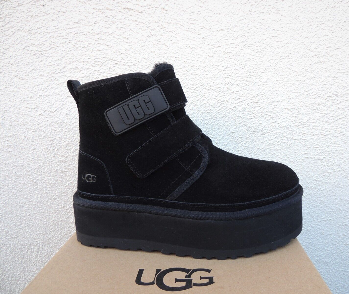 UGG BLACK NEUMEL 2 UGG BLACK NEUMEL 2