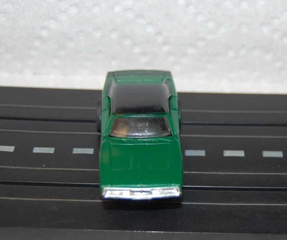 Coche Ranura Dodge Charger Vintage T-Jet Thunderjet HO Verde Aurora Foto 3 de 4