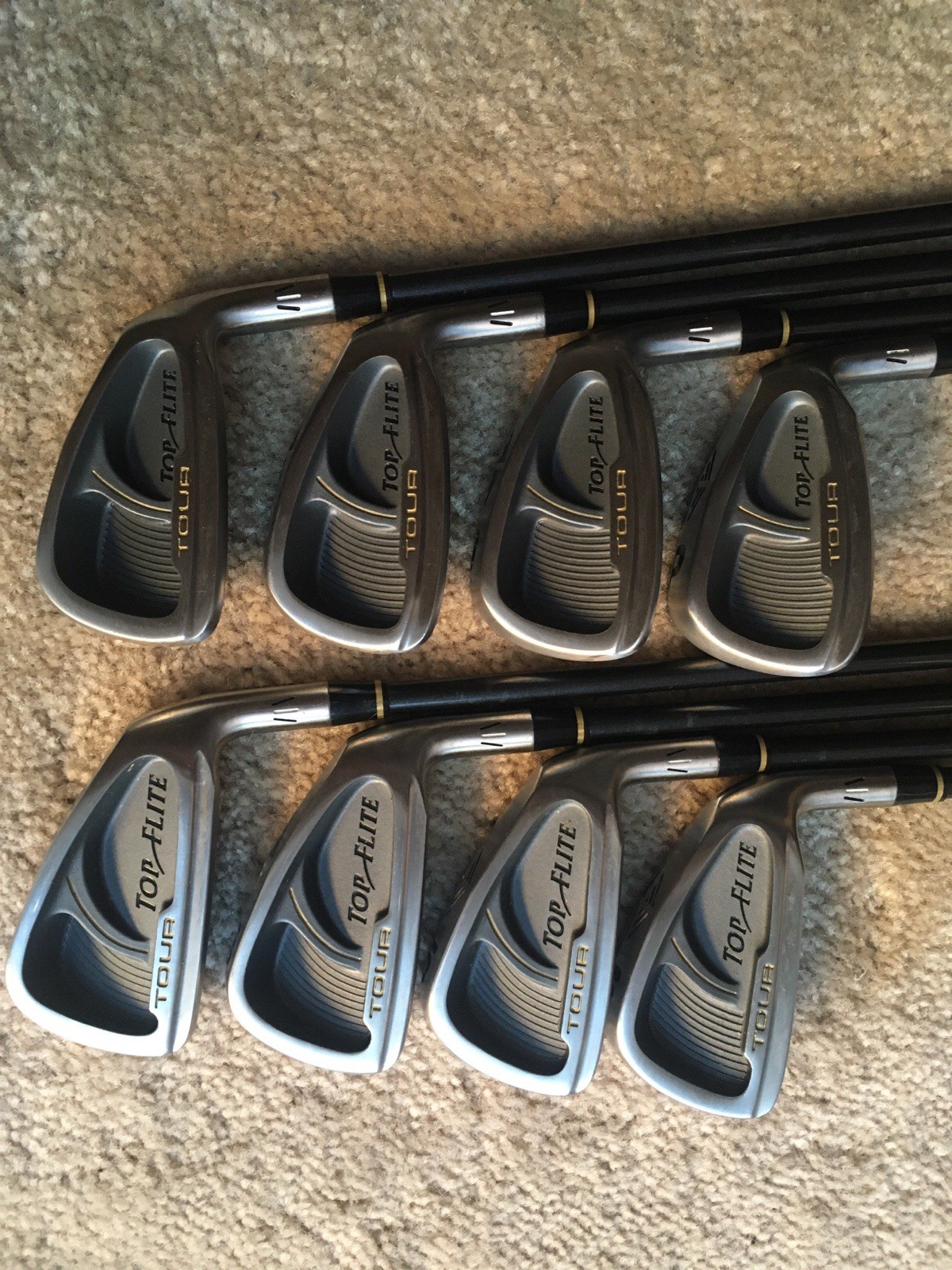 Top Flite Tour Oversize Irons 3-PW Aldila Regular Flex Graph