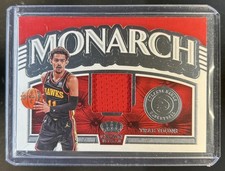 2022-23 Panini Crown Royale Trae Young Monarch Memorabilia Jersey #MM-TRY Hawks