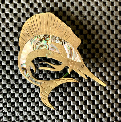 SAILFISH BELT BUCKLE GOLD TONE WITH ABALONE INLAIDS SOUTHWESTERN 3 1/2'' X 2 1/2''