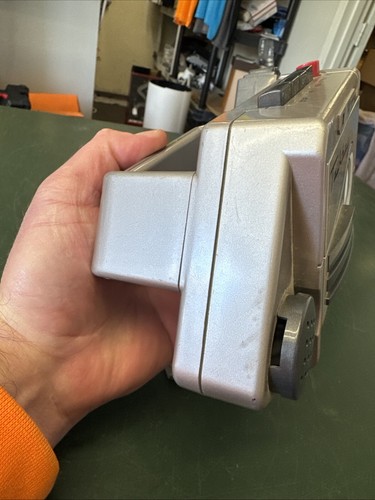 Home Alone 2 Talkboy Deluxe Tape Recorder Powers On Parts/Repair - Picture 5 of 20