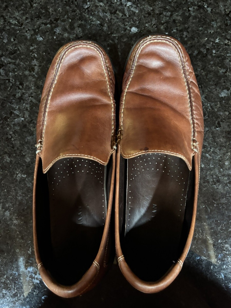 Cole Haan Men display picture 2